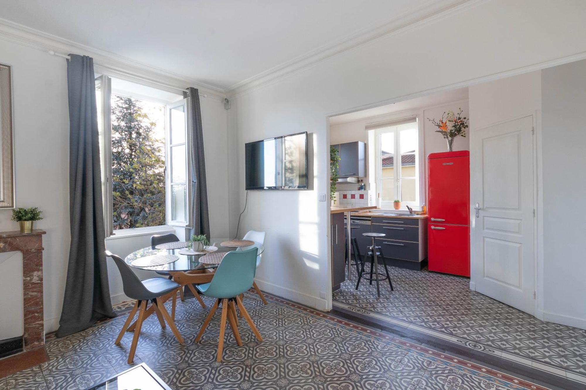 T3-isabelle Et Christian Apartment *